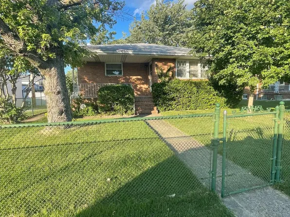 1703 Long Pl, Baltimore, MD 21222