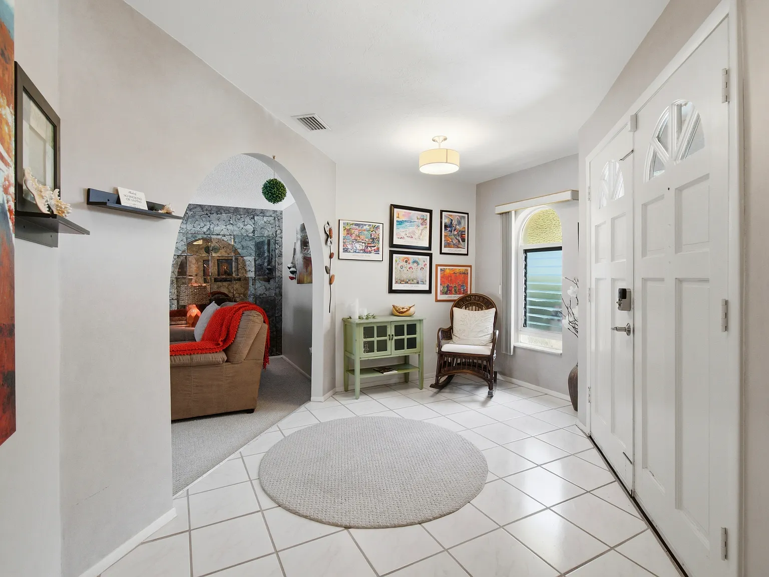 3 bed, 1838 sqft, $3,500 — Photo 4