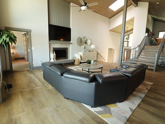 5th image of 4108 Beacon Pl