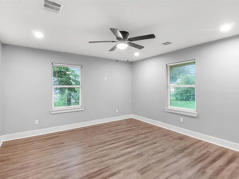 5105 Oak Ave — Photo 12