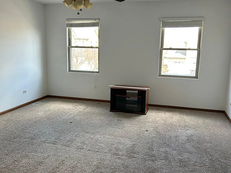 8658 Thomas Charles Ln — Photo 10