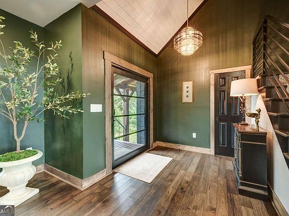 4th image of 312 Charles Rd