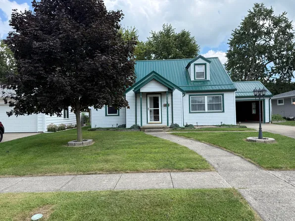 922 Chestnut St, Celina, OH 45822