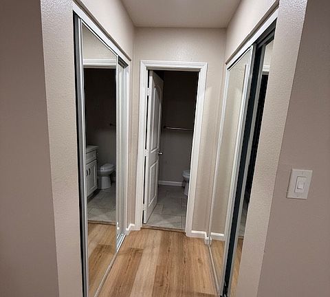 2nd image of 833 N Olive St #4