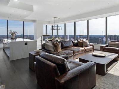 3630 Peachtree Rd NE UNIT 2104, Atlanta, GA, 30326