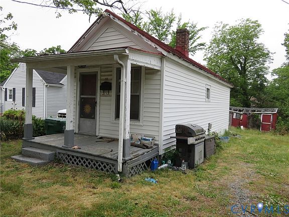 2nd image of 18 N Grove Ave