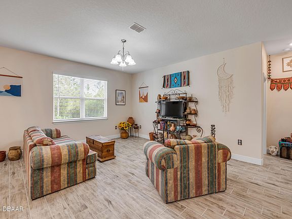 5th image of 31 Huntington Pl