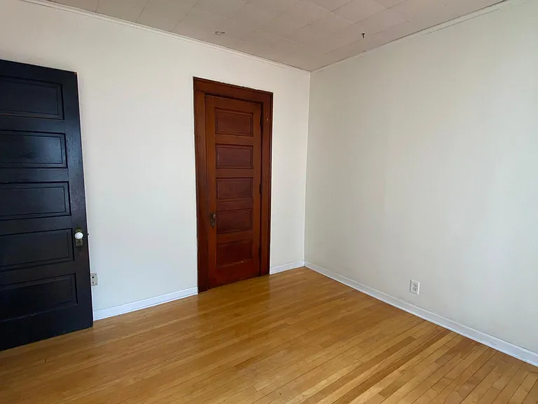 24 N Butler St #2 — Photo 7