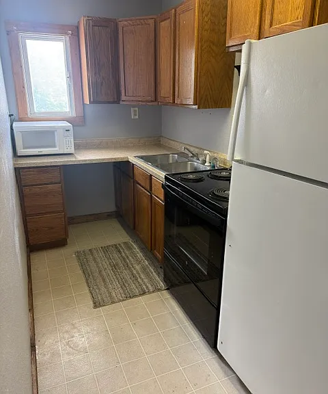 2604 Walnut St #B — Photo 9