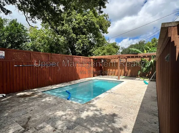 1138 Adams St, New Orleans, LA 70118