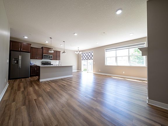 3rd image of 18335 Glassner Way