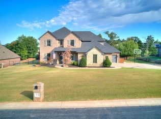 1905 Roveto Ct, Edmond, OK 73034