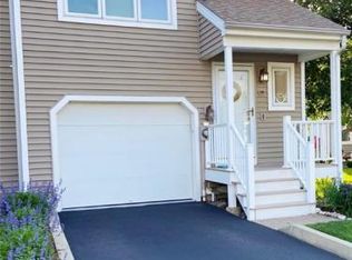 139 Sandpiper Cres, Milford, CT 06460