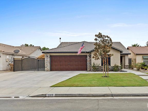 3rd image of 349 Dani Rose Ln