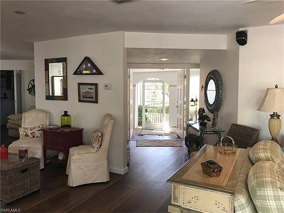 2nd image of 345 Meadowlark Ct