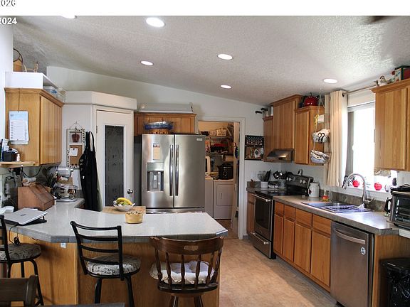 5th image of 707 Harrison St