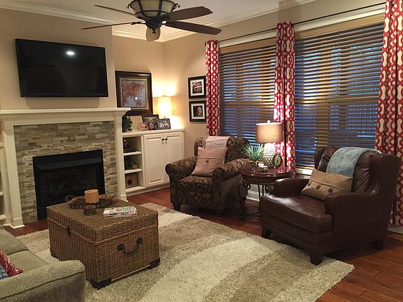 5th image of 161 Fox Chase Cir
