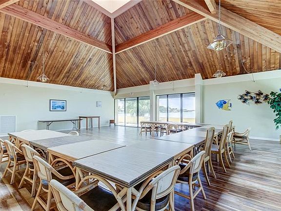 2nd image of 400 Island Way APT 708