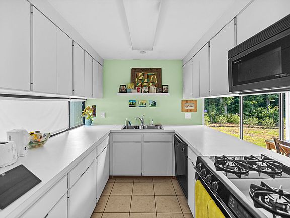 5th image of 2266 SW 43rd Pl #1