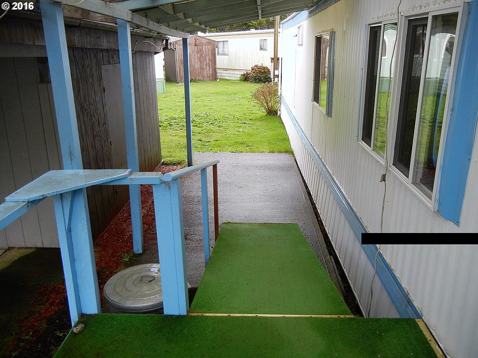 2nd image of 87735 Highway 101 Space 27