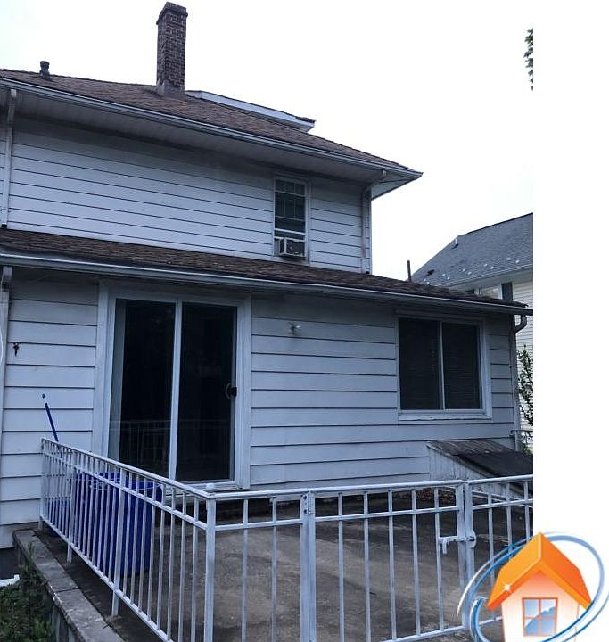 2nd image of 21 S 6th Ave