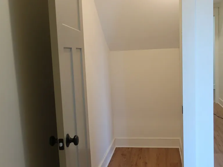2747 Jersey Ave SW — Photo 8