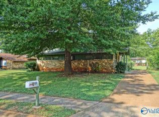 2920 Hillsboro Rd SW, Huntsville, AL 35805