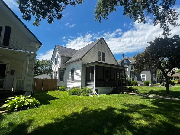 2009 Highland Ave, Burlington, IA 52601