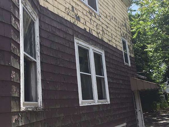 5th image of 21 Antwerp St
