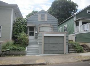 116 S Gibbs St, Portland, OR 97239