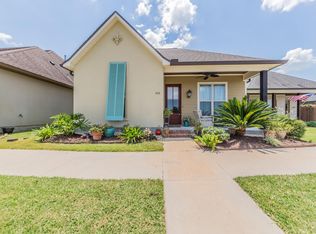 202 Sugar Ridge Ln, Youngsville, LA 70592