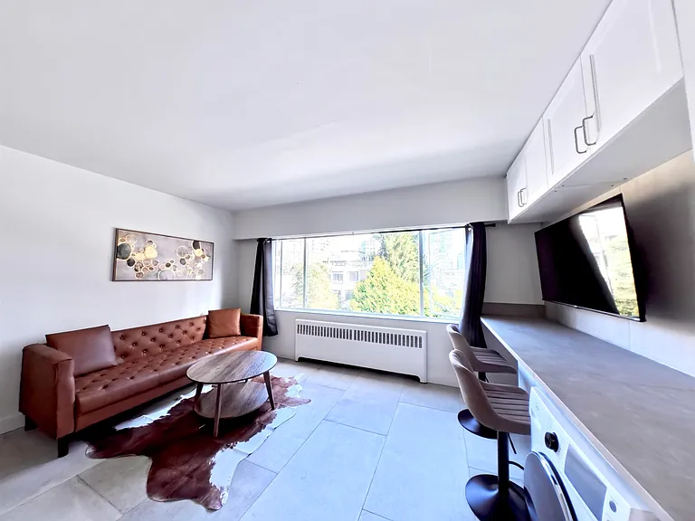 1540 Haro St #201 — Photo 6