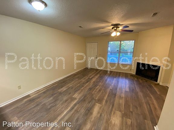 3rd image of 137A Leila Ln