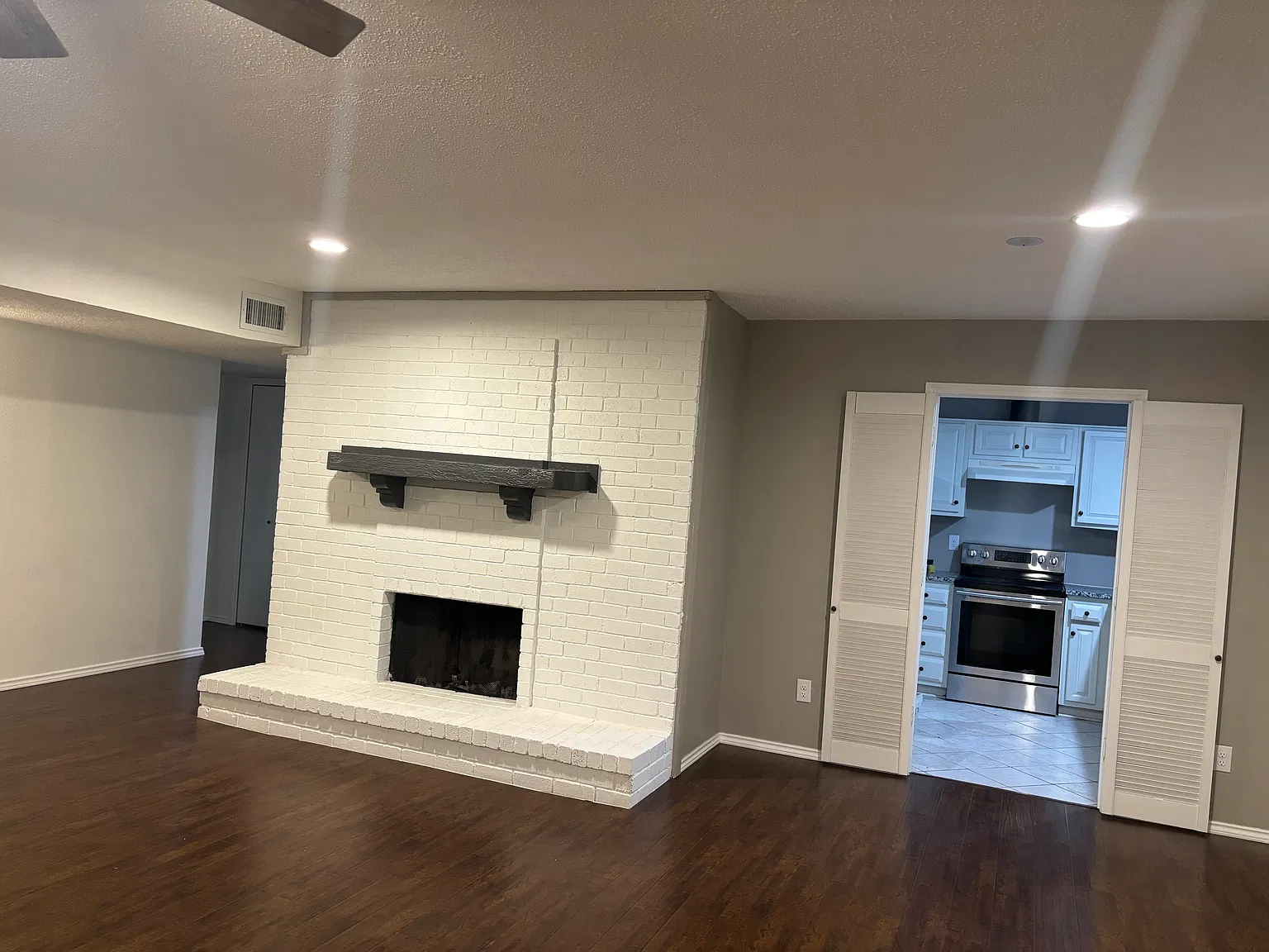 3 bed, 1528 sqft, $2,250 — Photo 4