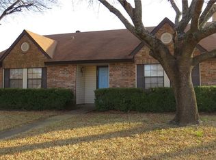 441 Rainier St, Cedar Hill, TX 75104