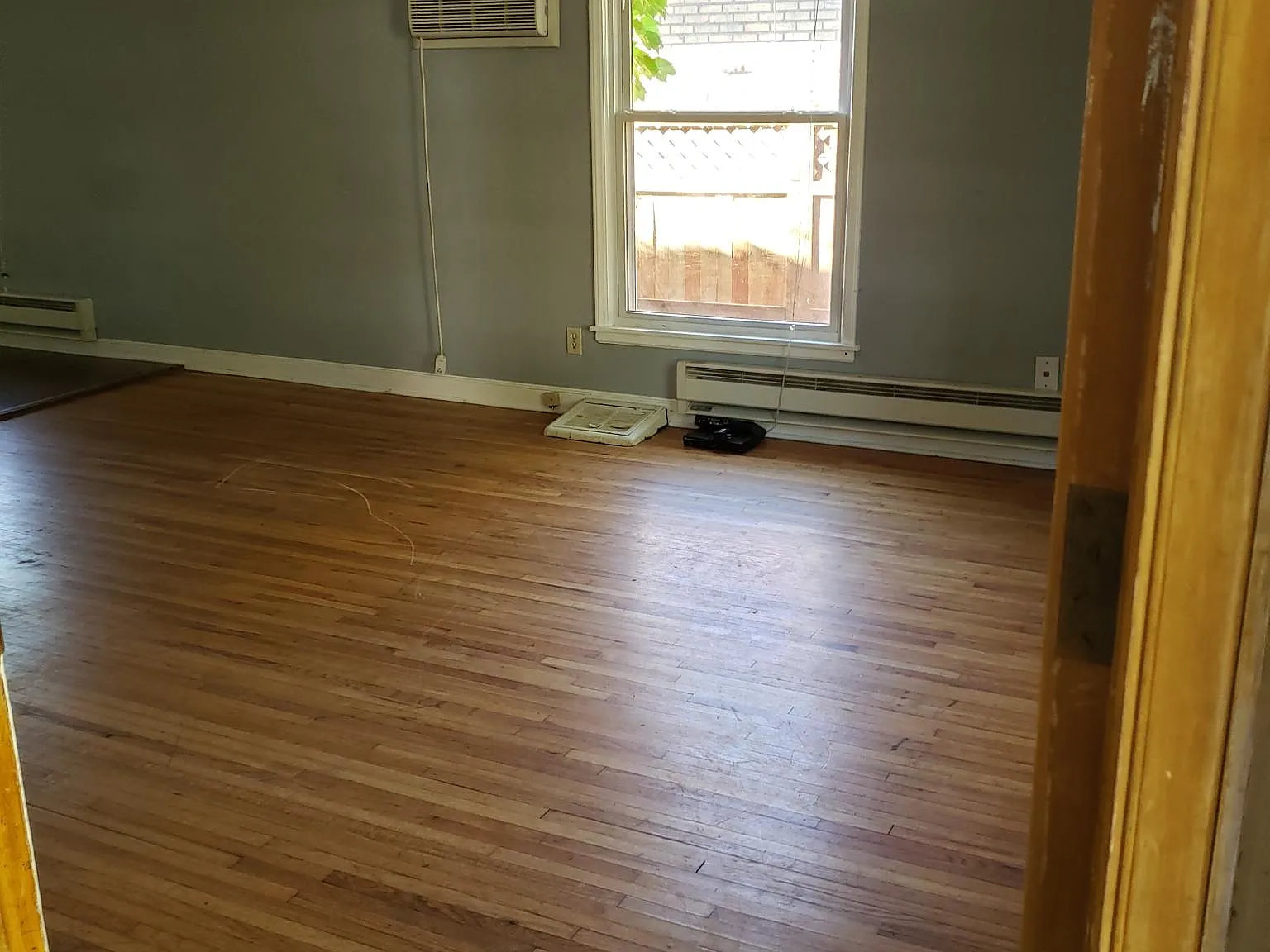 4 bed, 1700 sqft, $2,240 — Photo 4