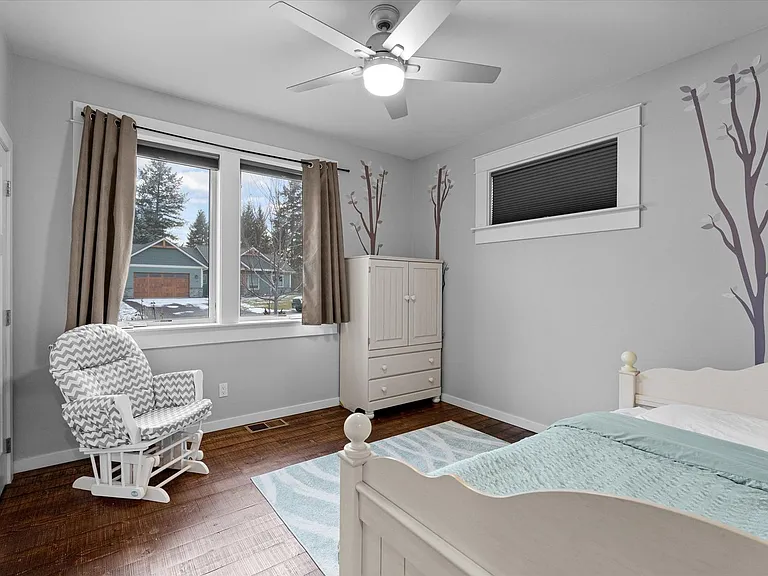 1015 Riparian Dr — Photo 23