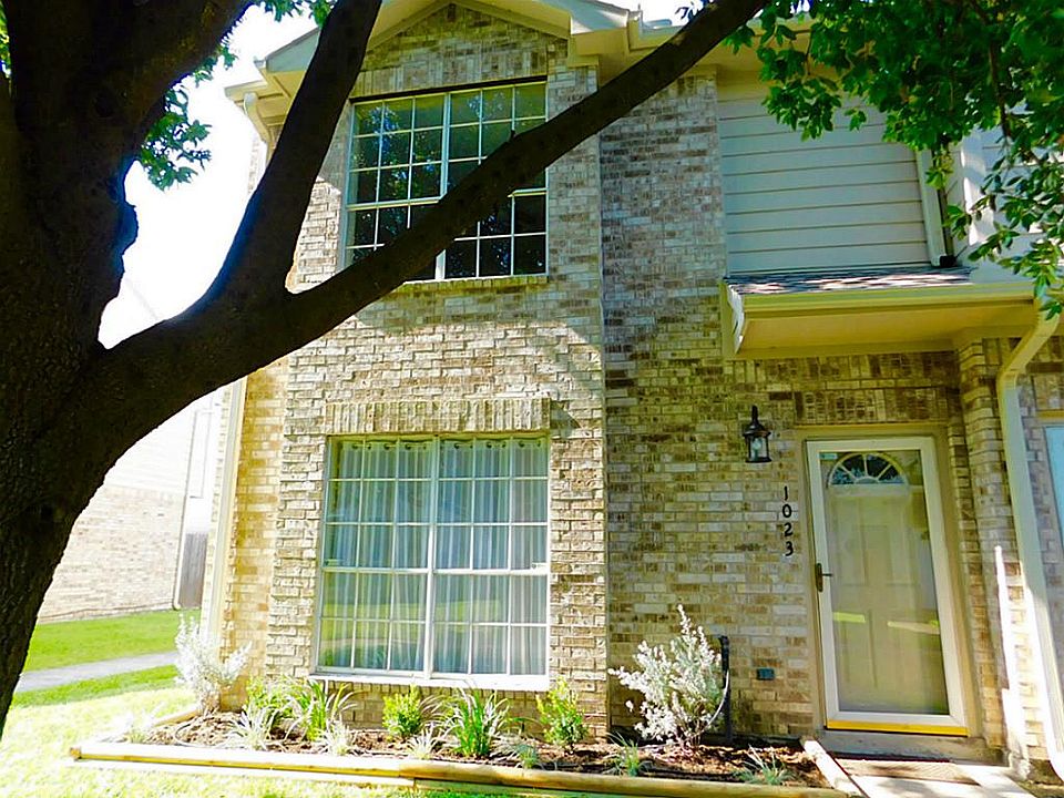 1st image of 1023 Birnham Woods Blvd