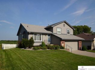12510 S 218th Ave, Gretna, NE 68028