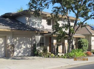 2812 Hillcrest Rd, Rocklin, CA 95765