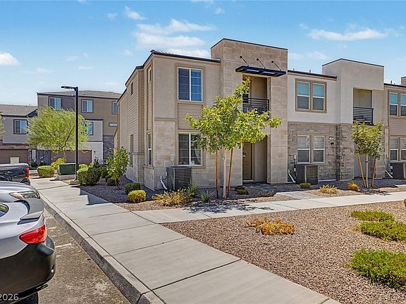 3rd image of 1101 Ammonite Ave