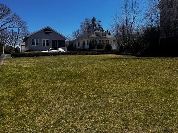 118 Dana Ave, Worcester, MA 01604