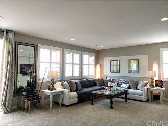 2nd image of 39090 Lonesome Spur Ct