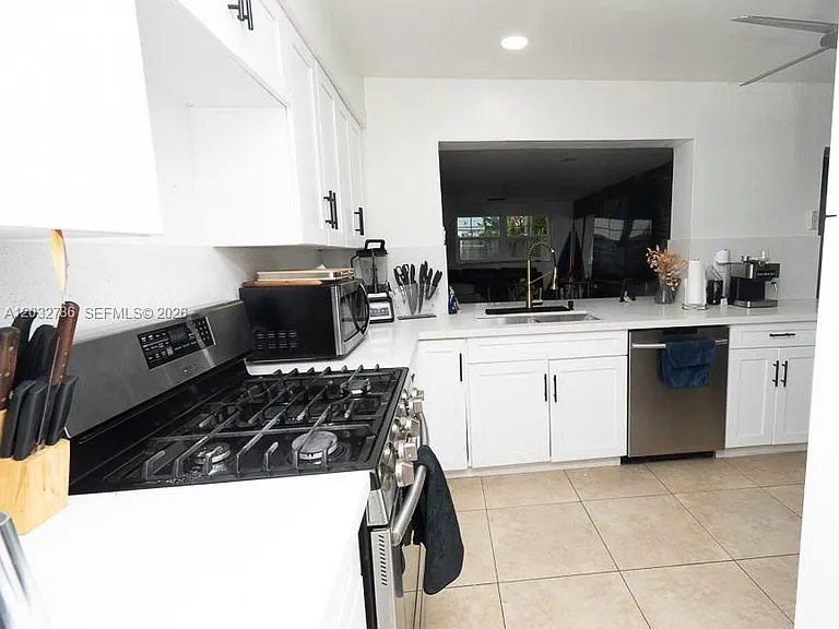 5941 NW 14th Ct — Photo 4