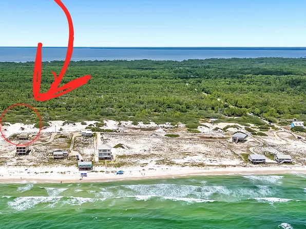 11068 Mobile St W, Gulf Shores, AL 36542
