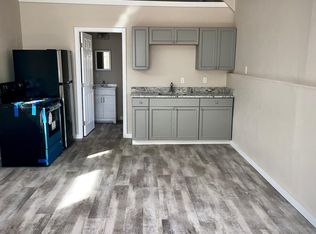 105 Mount Saint Charles Ave #B, Woonsocket, RI 02895