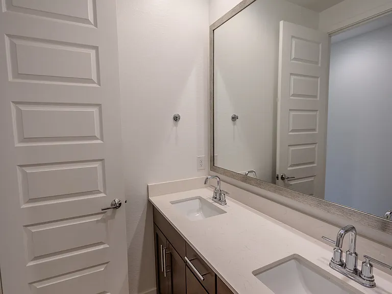 6910 S 12th Pl — Photo 22