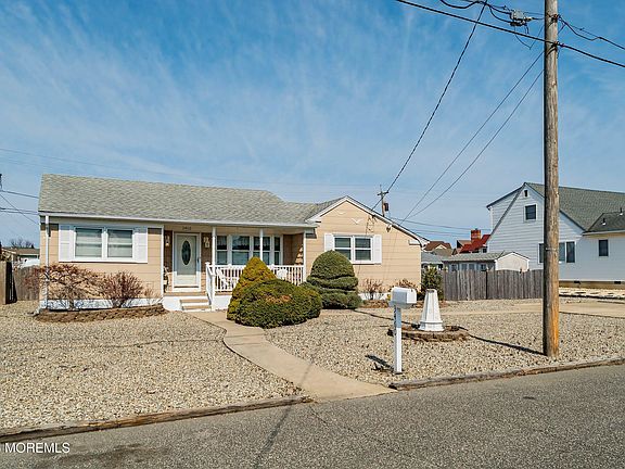 2nd image of 3460 Bergen Avenue