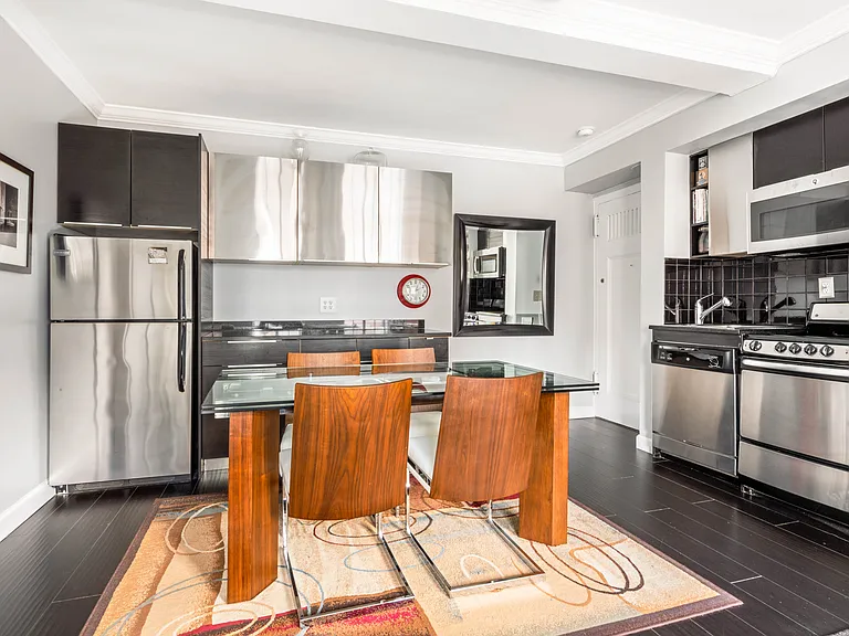 45 Tudor City Pl #1504 — Photo 3