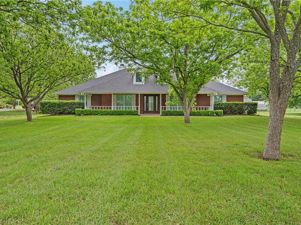 312 W Tinsley Dr, Robinson, TX 76706